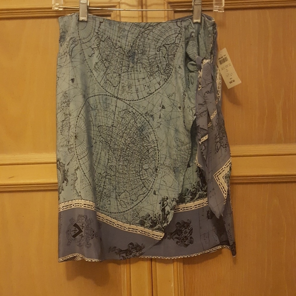 Silk side tie skirt